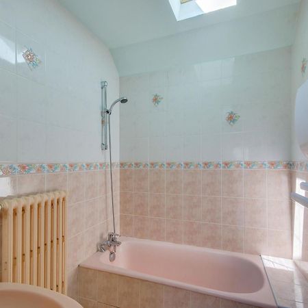 Beautiful Villa In The Parc Des Volcans D Auvergne Vic-sur-Cere Ngoại thất bức ảnh