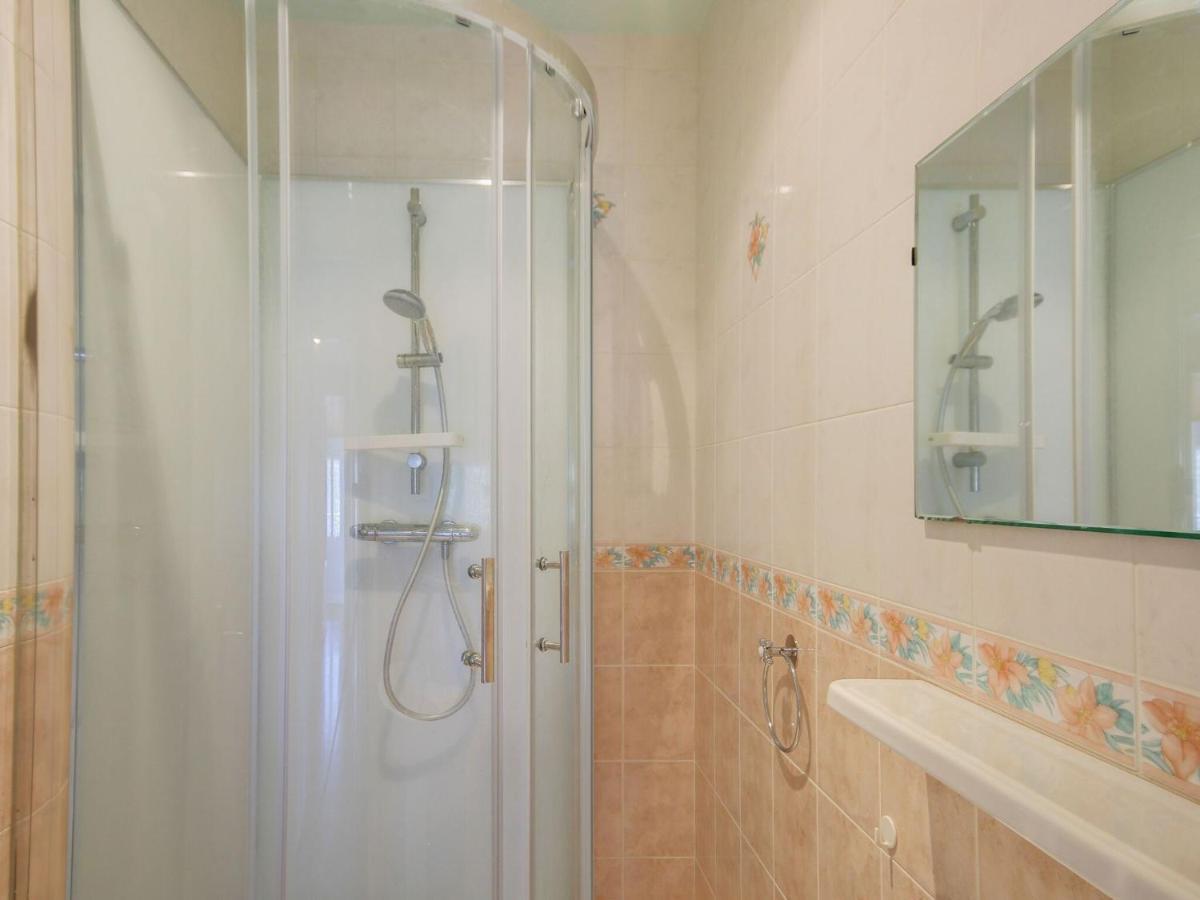 Beautiful Villa In The Parc Des Volcans D Auvergne Vic-sur-Cere Ngoại thất bức ảnh
